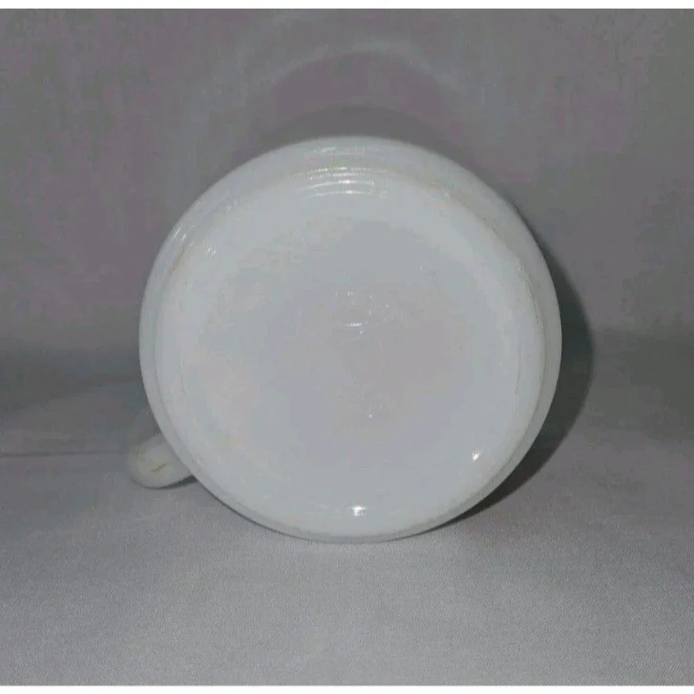 NAVAJO Freight Lines Look for the Blue Eyed Indian Federal Milk Glass Mug